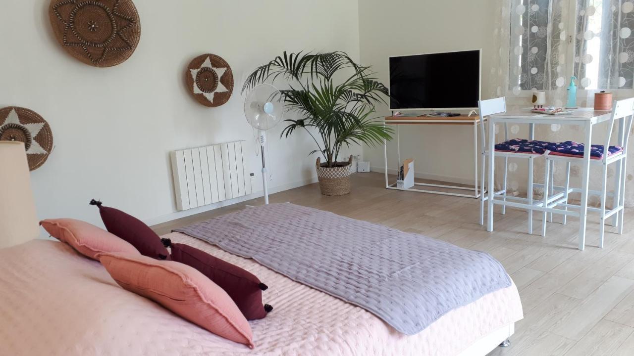 Studio Independant Mios Bourg المظهر الخارجي الصورة